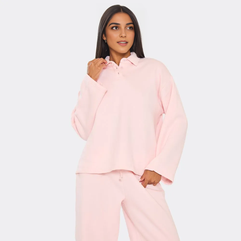 Sweatshirt and Joggers that upgrade your everyday style