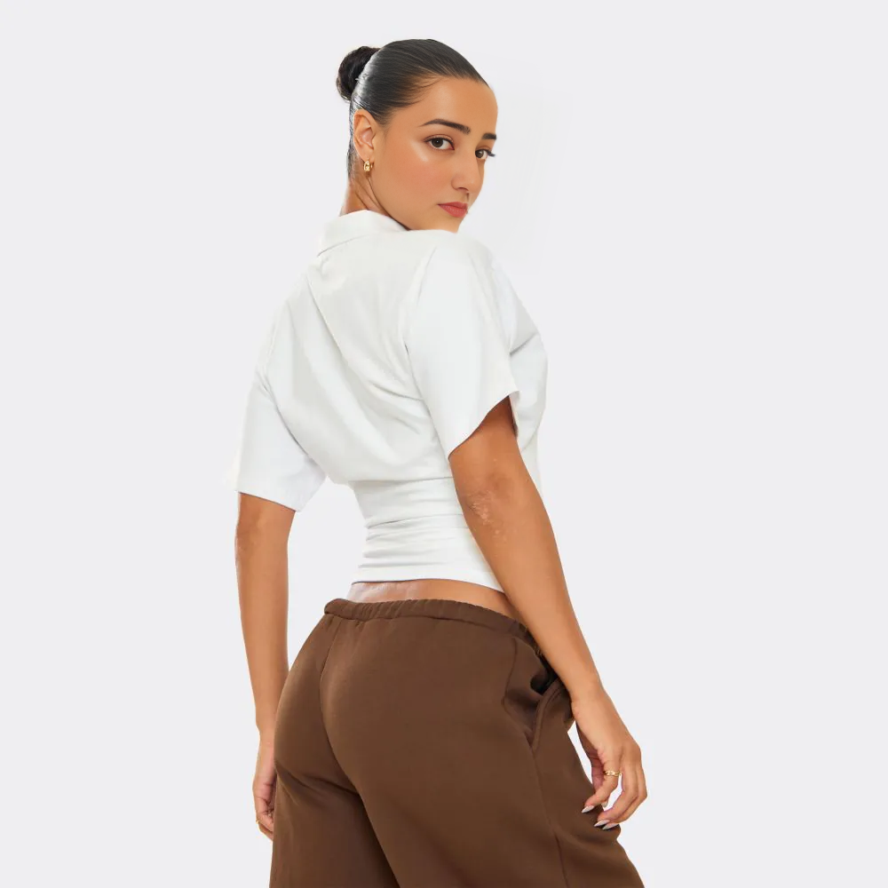 Clean fit, timeless vibe — your white everyday essential 🤍✨