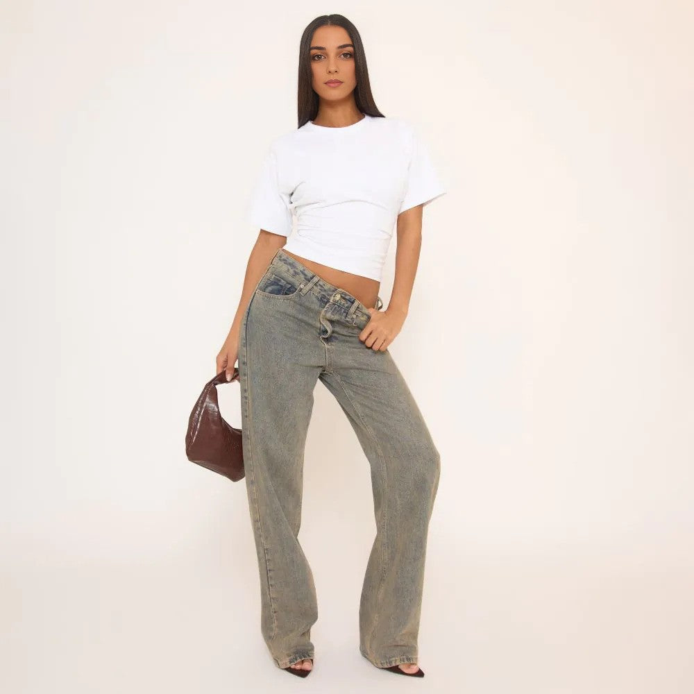 Short Sleeve Shaped Waist Fitted T-Shirt In White