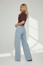 Short Sleeve Cinched Waist Fitted T-Shirt In Acid Wash