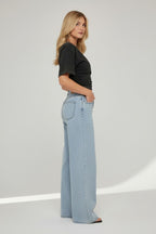 Short Sleeve Cinched Waist Fitted T-Shirt In Acid Wash