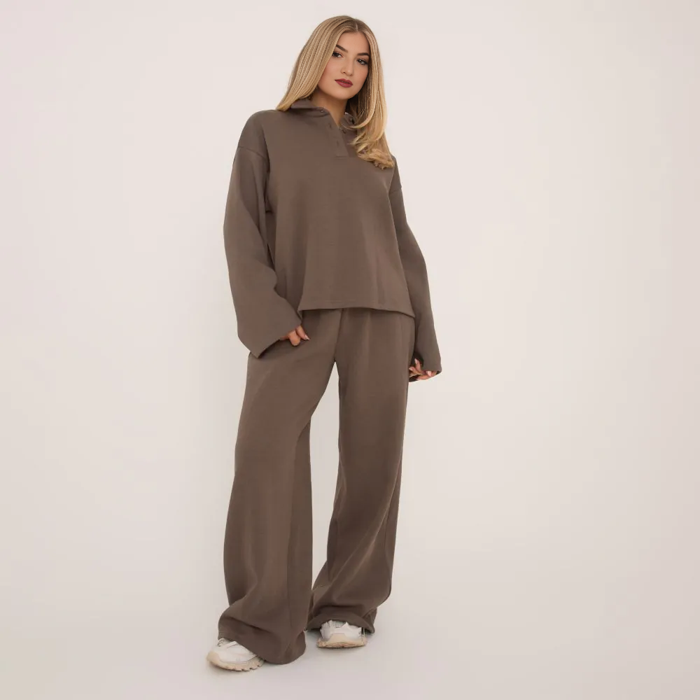 Sweatshirt and Joggers that upgrade your everyday style