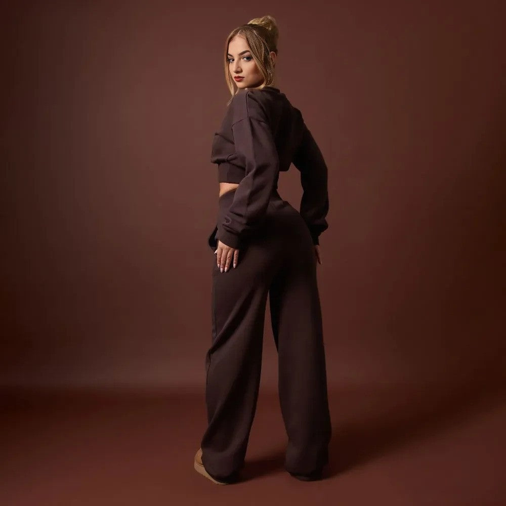 Chocolate Brown Stay effortlessly stylish in our Cropped Sweater and Elasticated