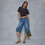 Short Sleeve Shoulder Pad Cinched Waist Fitted T-Shirt In Black
